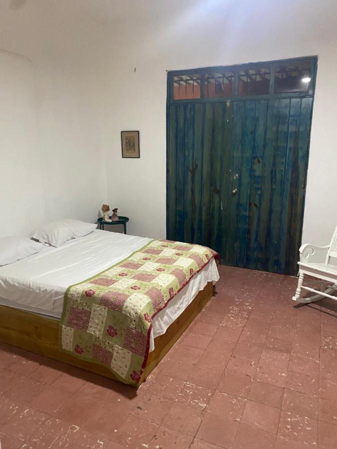 Chao Mama Hostal Santo Domingo Exterior photo